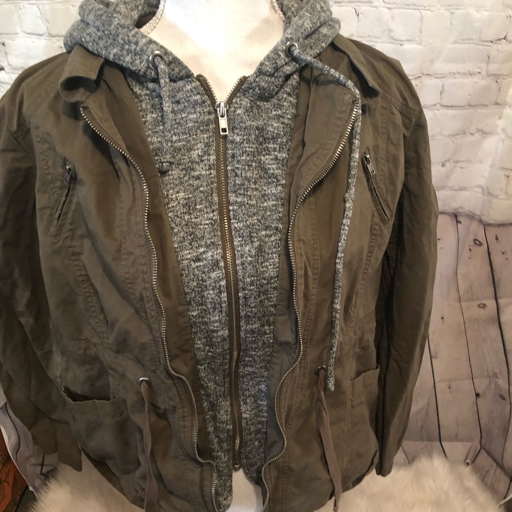 Fashion Nova Hoodie utility jacket